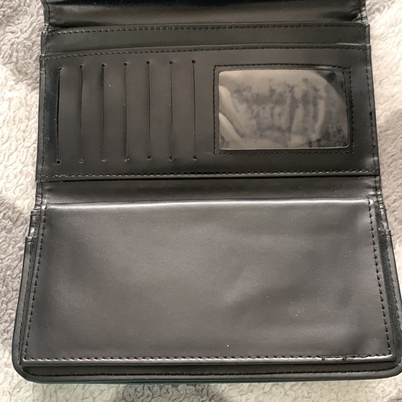 Kentucky Wallet, blue with the UK symbol and original Wildcat logo. - Picture 3 of 8